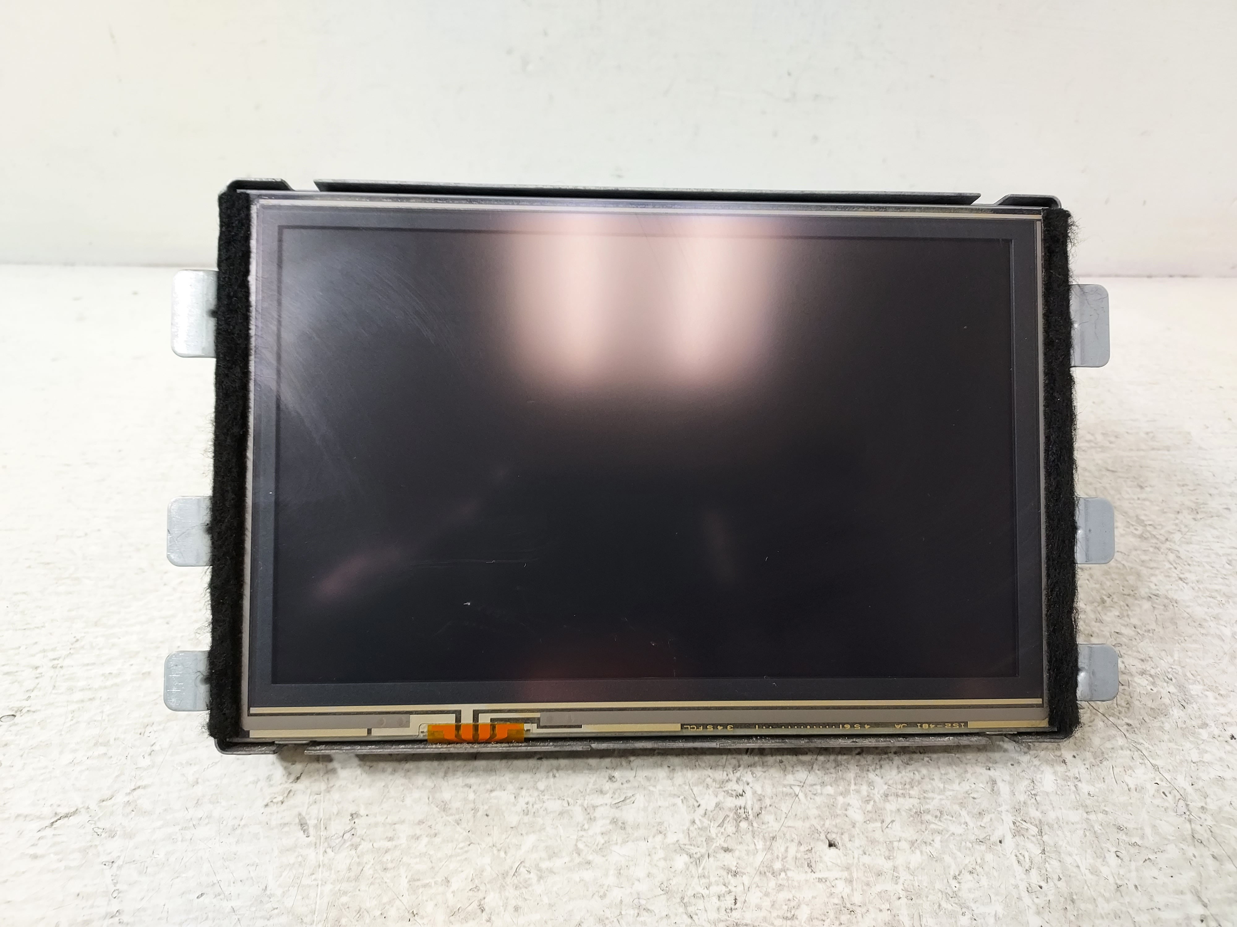 Pre-Owned 2011-2017 Nissan Quest Information Display Screen w/ Navigation OEM LKQ - Verify Specific Vehicle Fitment In Description - (Good)