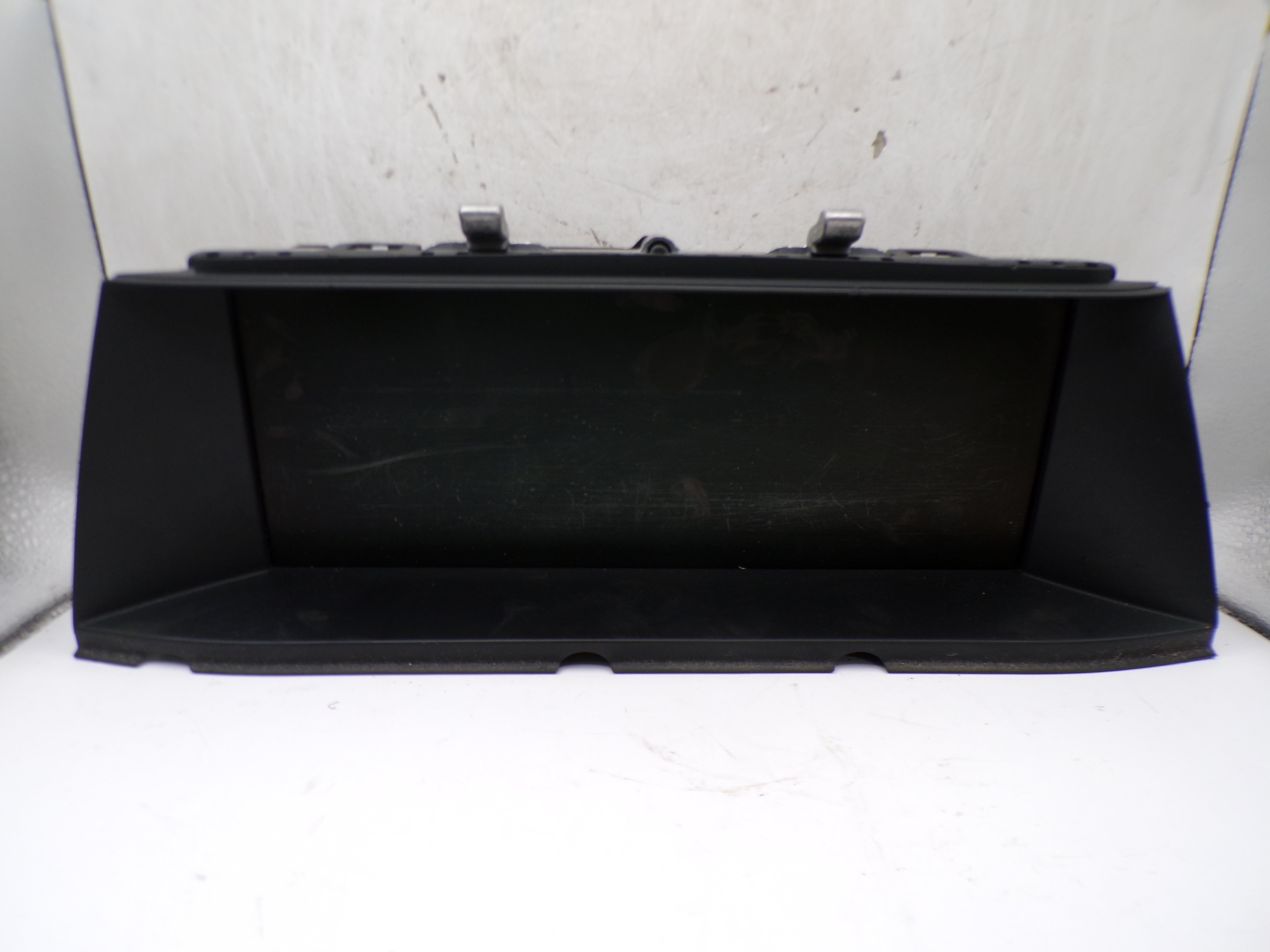 Pre-Owned 2011 BMW 750i 10.25" Information Display Screen OEM - Verify Specific Vehicle Fitment In Description - (Good)