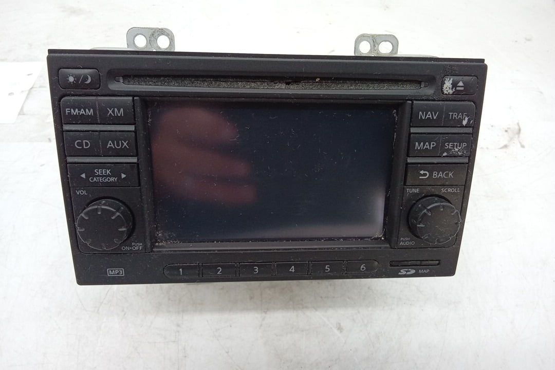 Pre-Owned 2011 Nissan Rogue 6 Disc CD Player Navigation Radio OEM - Verify Specific Vehicle Fitment In Description - (Good)
