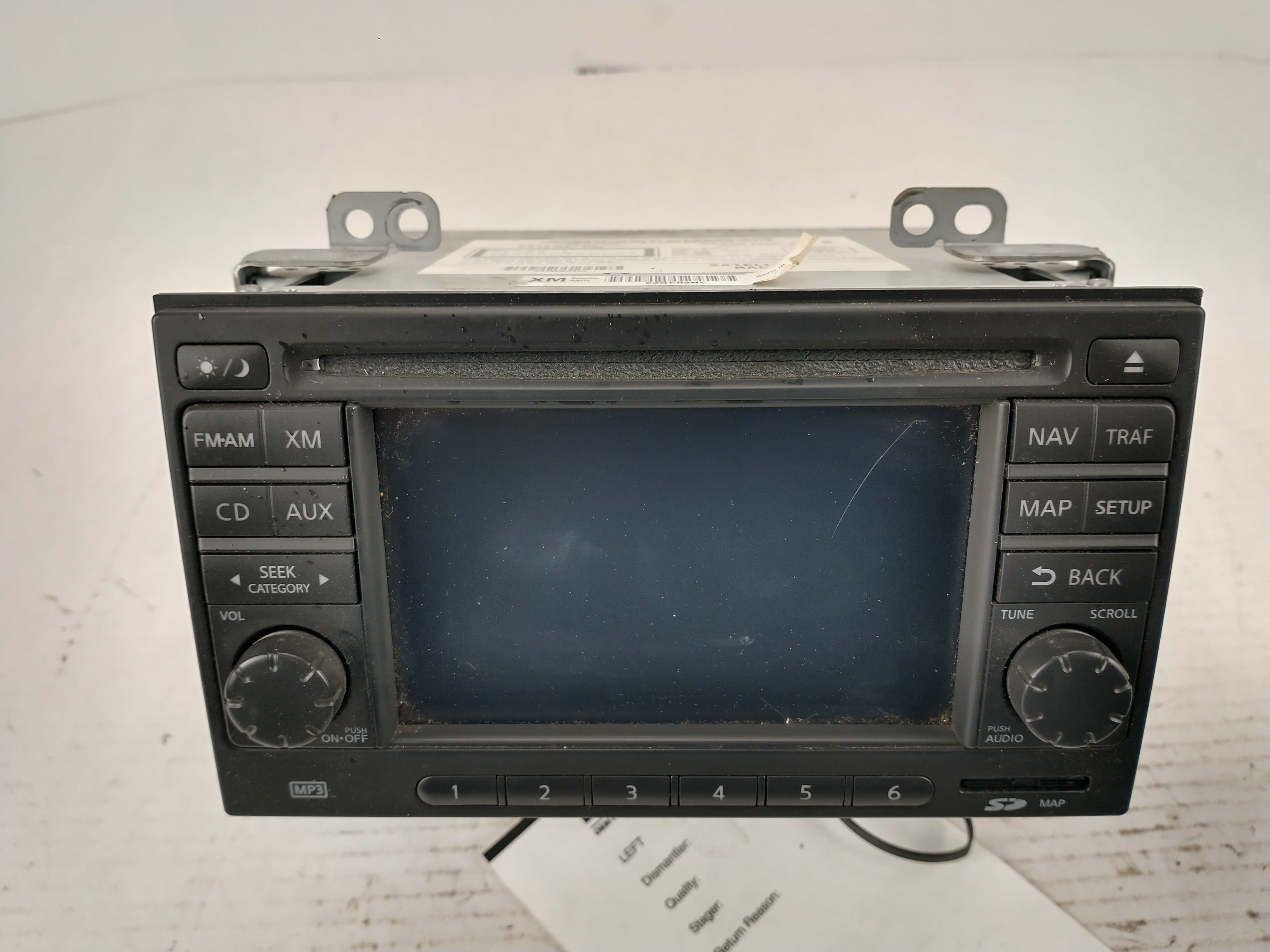 Pre-Owned 2011 Nissan Rogue AM FM 6CD Navigation Radio Receiver OEM - Verify Specific Vehicle Fitment In Description - (Good)