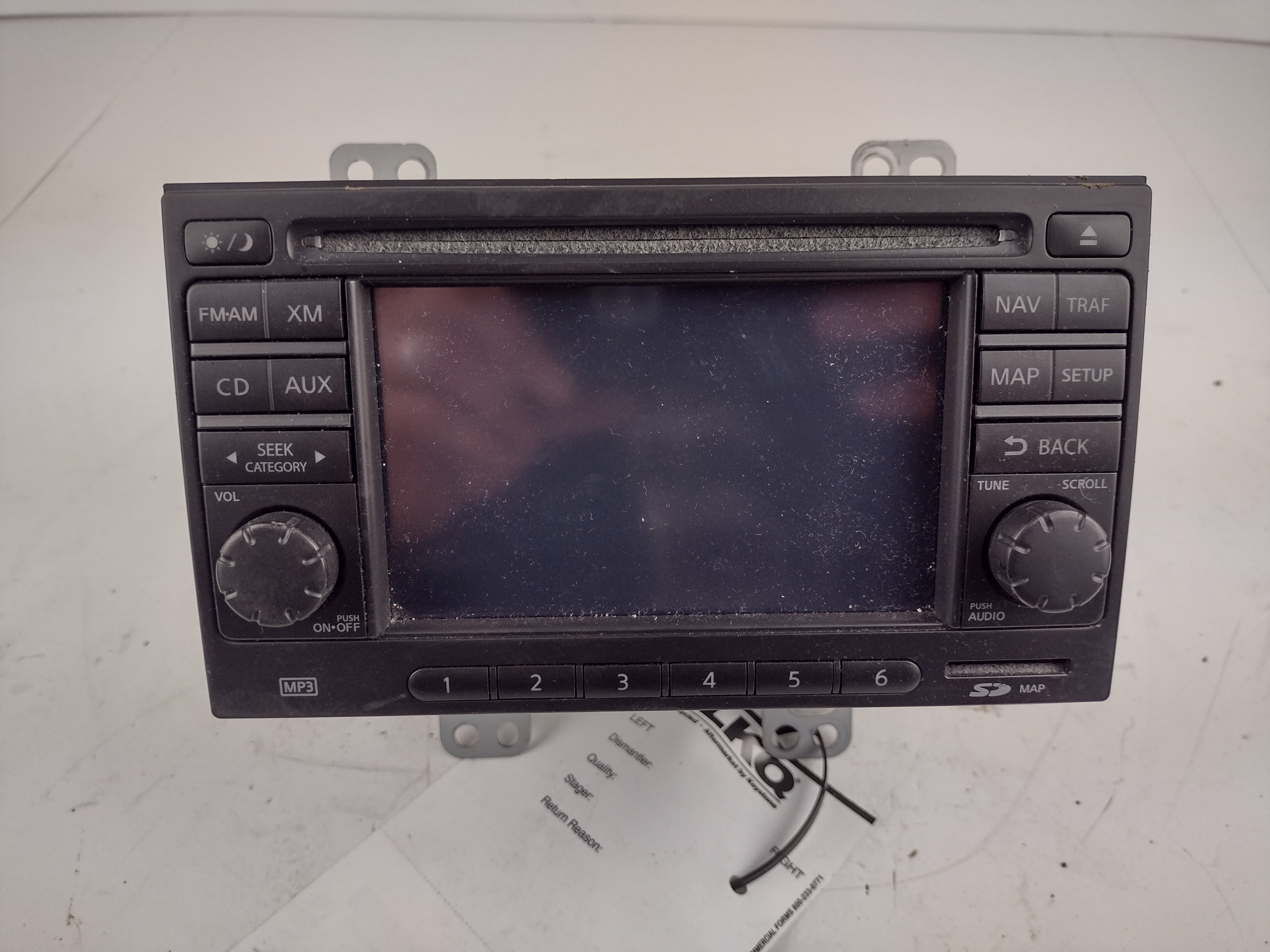 Pre-Owned 2011 Nissan Rogue AM FM CD Navigation Radio Receiver OEM - Verify Specific Vehicle Fitment In Description - (Good)