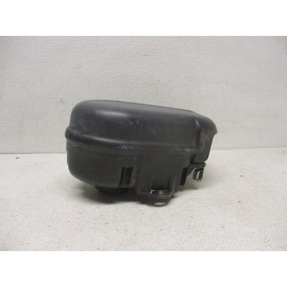 Pre-Owned 2011 Yamaha XVZ1300 RH Air Intake Filter Cleaner OEM LKQ - Verify Specific Vehicle Fitment In Description - (Good)