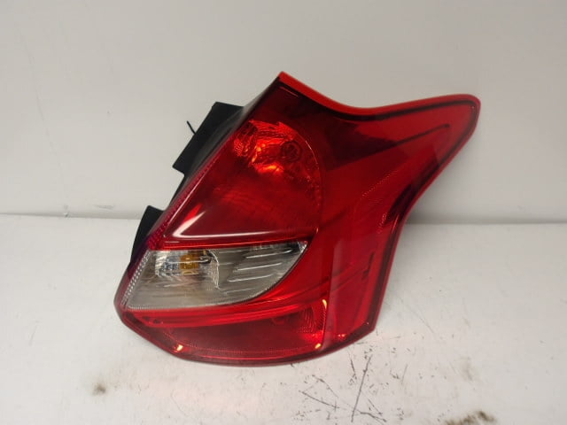 Pre-Owned 2012-2014 Ford Focus Passenger RH Tail Light Lamp OEM - Verify Specific Vehicle Fitment In Description - (Good)