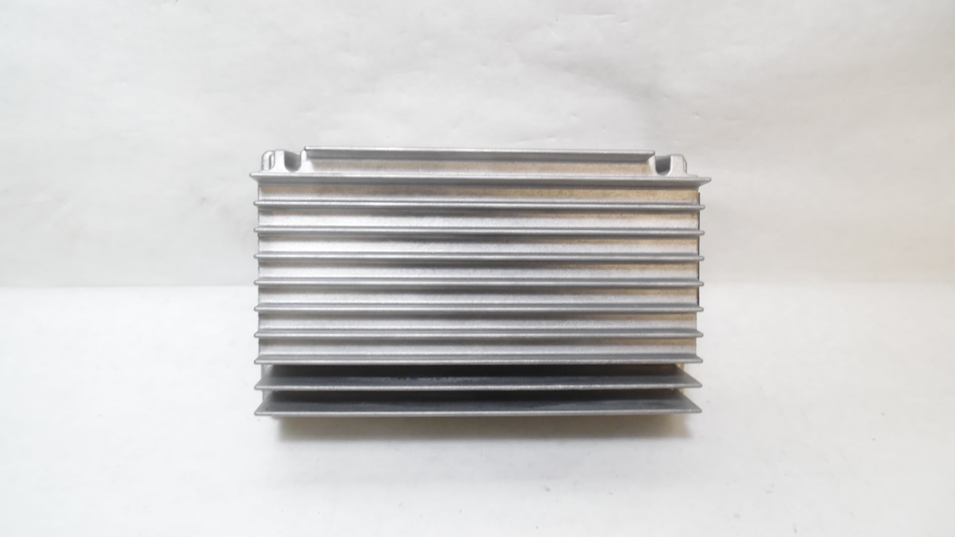 Pre-Owned 2012-2015 BMW X1 Audio Amplifier Amp HiFi OEM - Verify Specific Vehicle Fitment In Description - (Good)