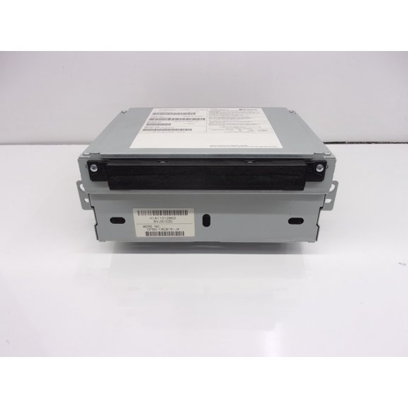 Pre-Owned 2012-2016 Land Rover Range Rover Evoque Navigation Radio Receiver CD Player OEM - Verify Specific Vehicle Fitment In Description - (Good)