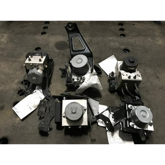 Pre-Owned 2013-2015 Nissan Altima Anti Lock Brake Unit ABS Pump Assembly - Verify Specific Vehicle Fitment In Description - (Good)