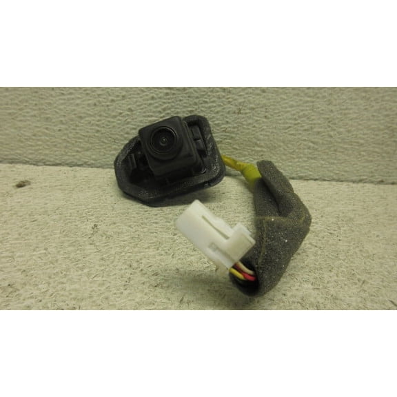Pre-Owned 2013-2015 Nissan Altima Lid Mounted Rear View Camera OEM LKQ - Verify Specific Vehicle Fitment In Description - (Good)