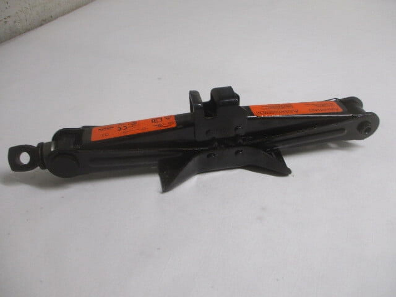 Pre-Owned 2013-2019 Nissan Sentra Wheel Tire Jack Assembly OEM LKQ - Verify Specific Vehicle Fitment In Description - (Good)