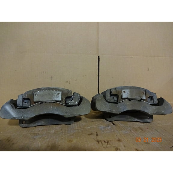 Pre-Owned 2013 Jaguar XF Front Driver & Passenger Side Calipers OEM (Good)