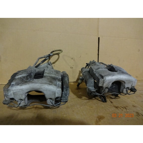 Pre-Owned 2013 Jaguar XF Rear Driver & Passenger Side Calipers OEM (Good)