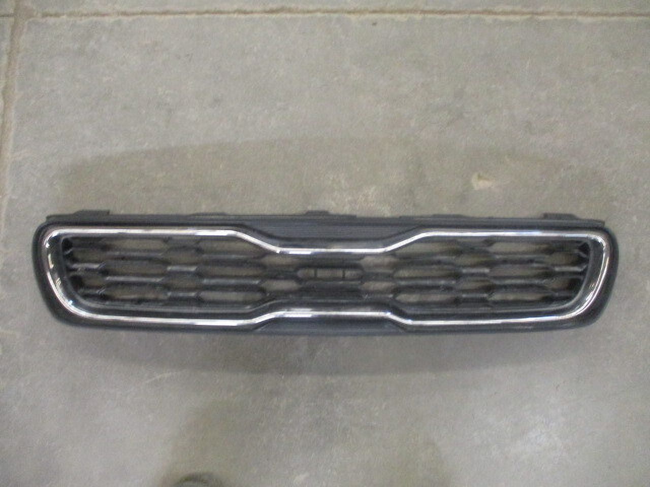 Pre-Owned 2013 Kia Soul Upper Grille Grill OEM LKQ (Good)