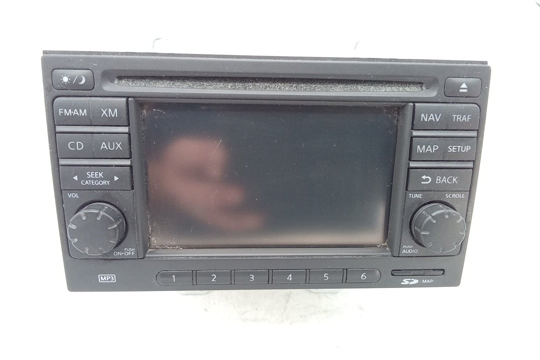 Pre-Owned 2013 Nissan Rogue 6 Disc CD Player Navigation Radio OEM - Verify Specific Vehicle Fitment In Description - (Good)