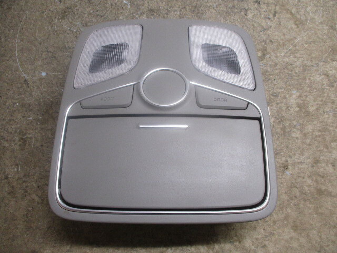 Pre-Owned 2014 2015 Kia Sorento Overhead Roof Console w/Lights OEM LKQ (Good)
