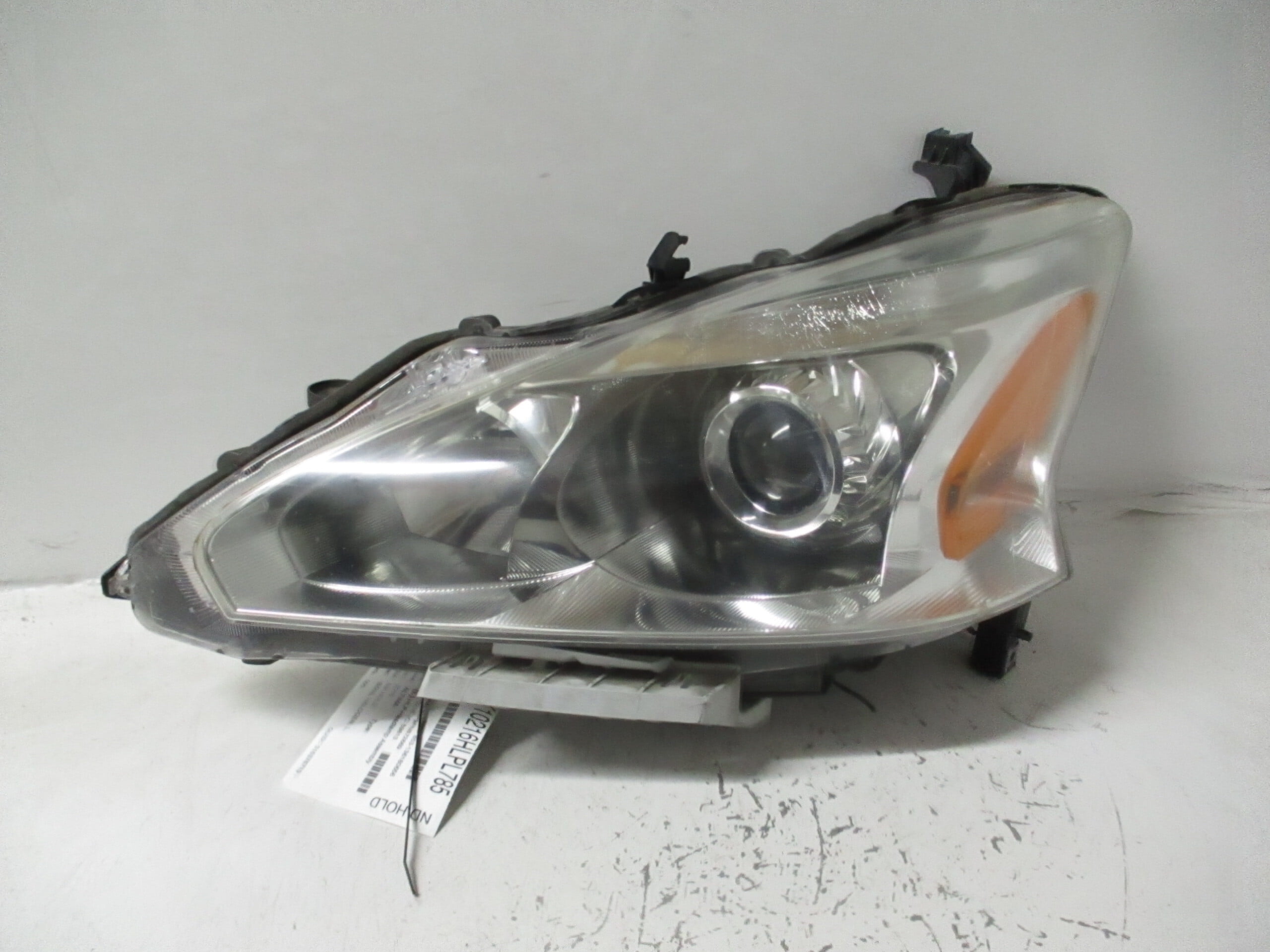 Pre-Owned 2014-2015 Nissan Altima Driver LH Head Light Lamp OEM (Good)