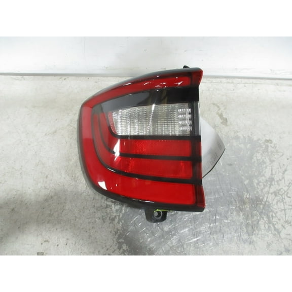 Pre-Owned 2014-2022 Dodge Durango Durango Driver LH Tail Light Lamp OEM (Good)