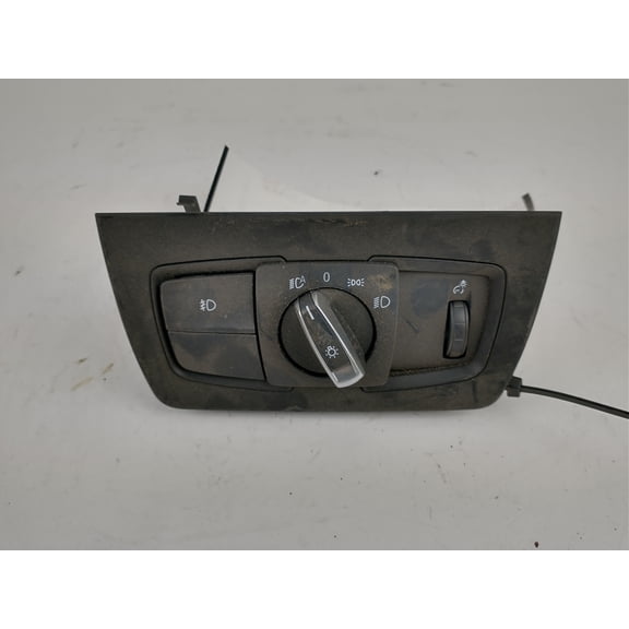 Pre-Owned 2014 BMW 428i Headlight Switch OEM (Good)