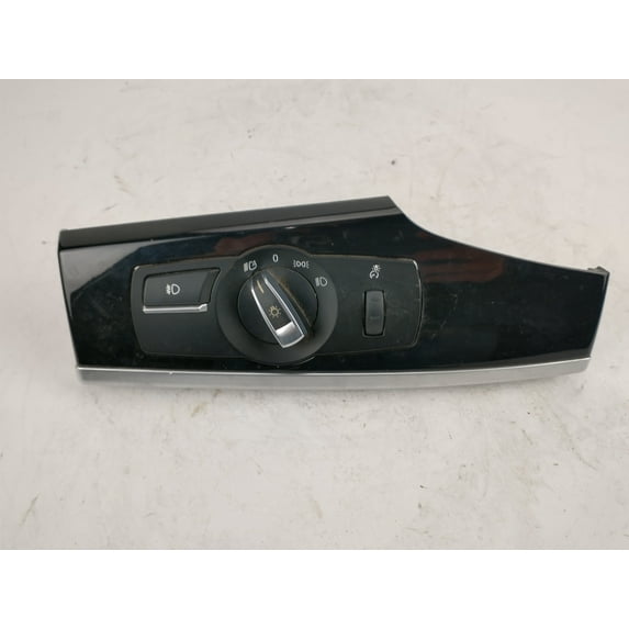 Pre-Owned 2014 BMW X3 Headlight Switch OEM (Good)