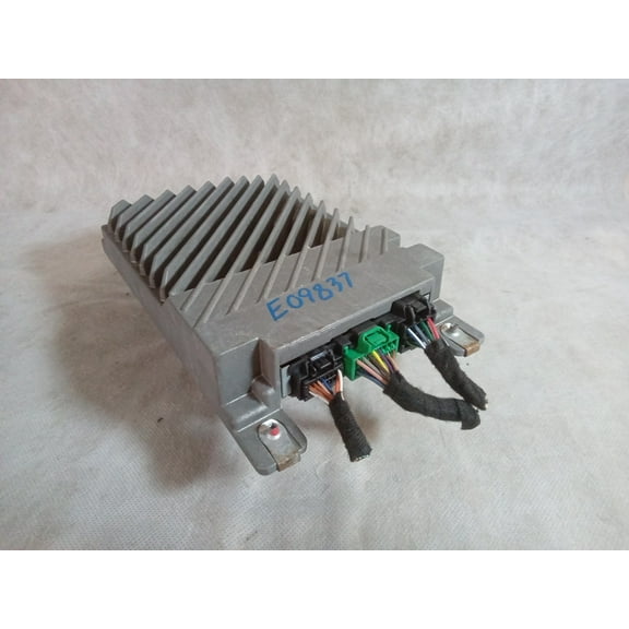 Pre-Owned 2014 Chevrolet Equinox Pioneer 6 Speaker Amplifier 20872156 OEM LKQ - Verify Specific Vehicle Fitment In Description - (Good)