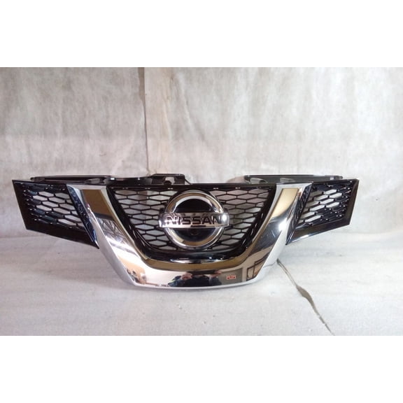 Pre-Owned 2014 Nissan Rogue SL Upper Grill w/ Surround View OEM LKQ (Good)