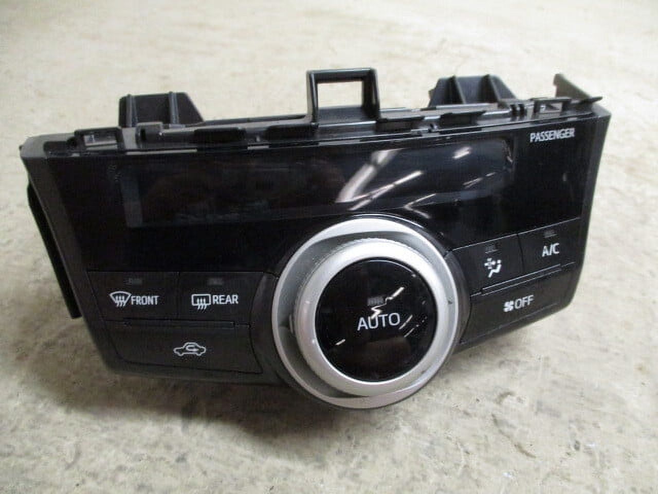 Pre-Owned 2014 Toyota Prius Automatic Climate AC Heater Temperature Control OEM LKQ (Good)