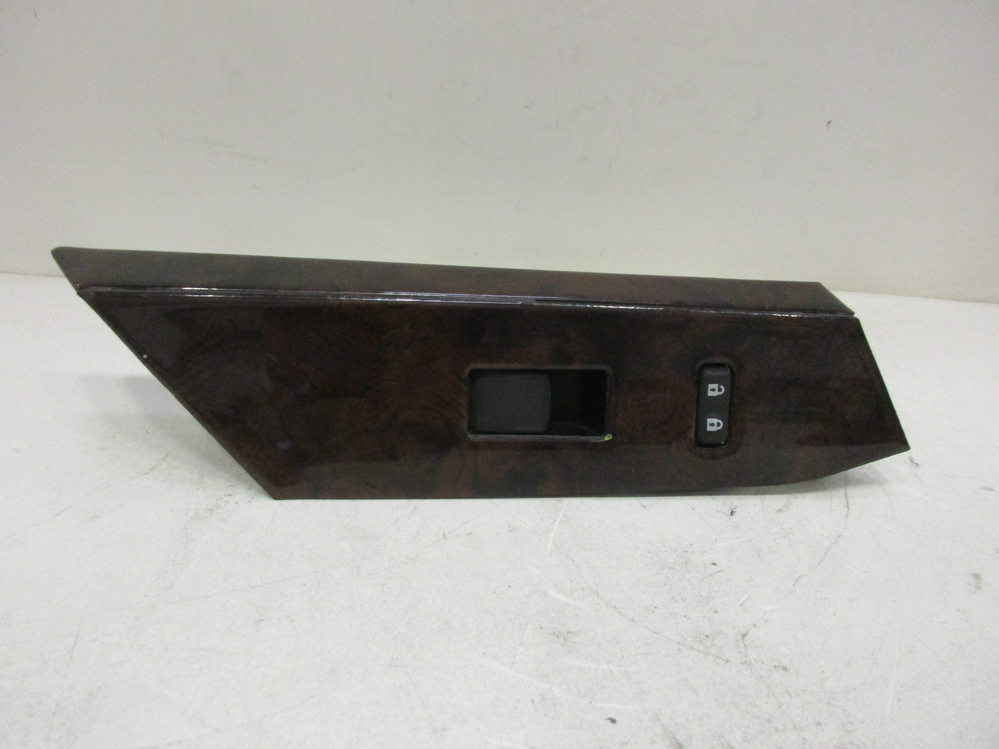 Pre-Owned 2015 15 Toyota Rav-4 Right Front Passenger Power Window Switch OEM LKQ (Good)