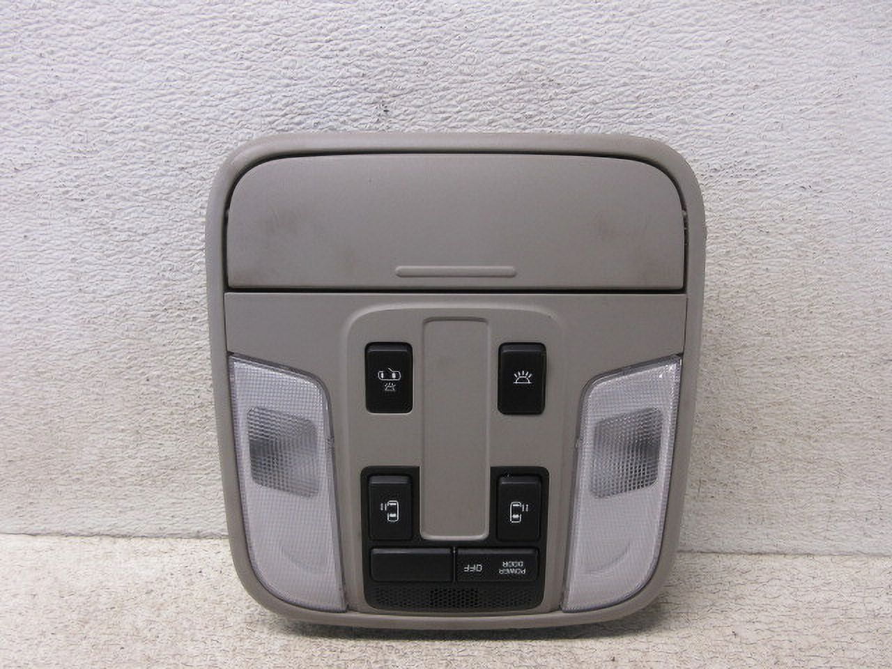 Pre-Owned 2015-2018 Kia Sedona Overhead Console Unit OEM LKQ - Verify Specific Vehicle Fitment In Description - (Good)