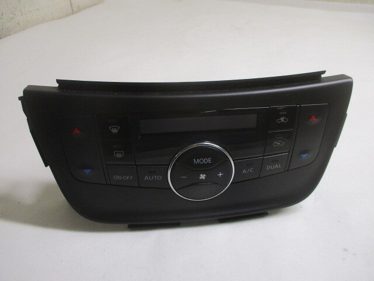 Pre-Owned 2015-2019 Nissan Sentra Automatic Climate AC Heater Temperature Control OEM LKQ (Good)