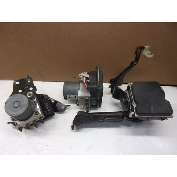 Pre-Owned 2015-2019 Nissan Versa Sdn ABS Anti Lock Brake Control Unit 110K OEM - Verify Specific Vehicle Fitment In Description - (Good)