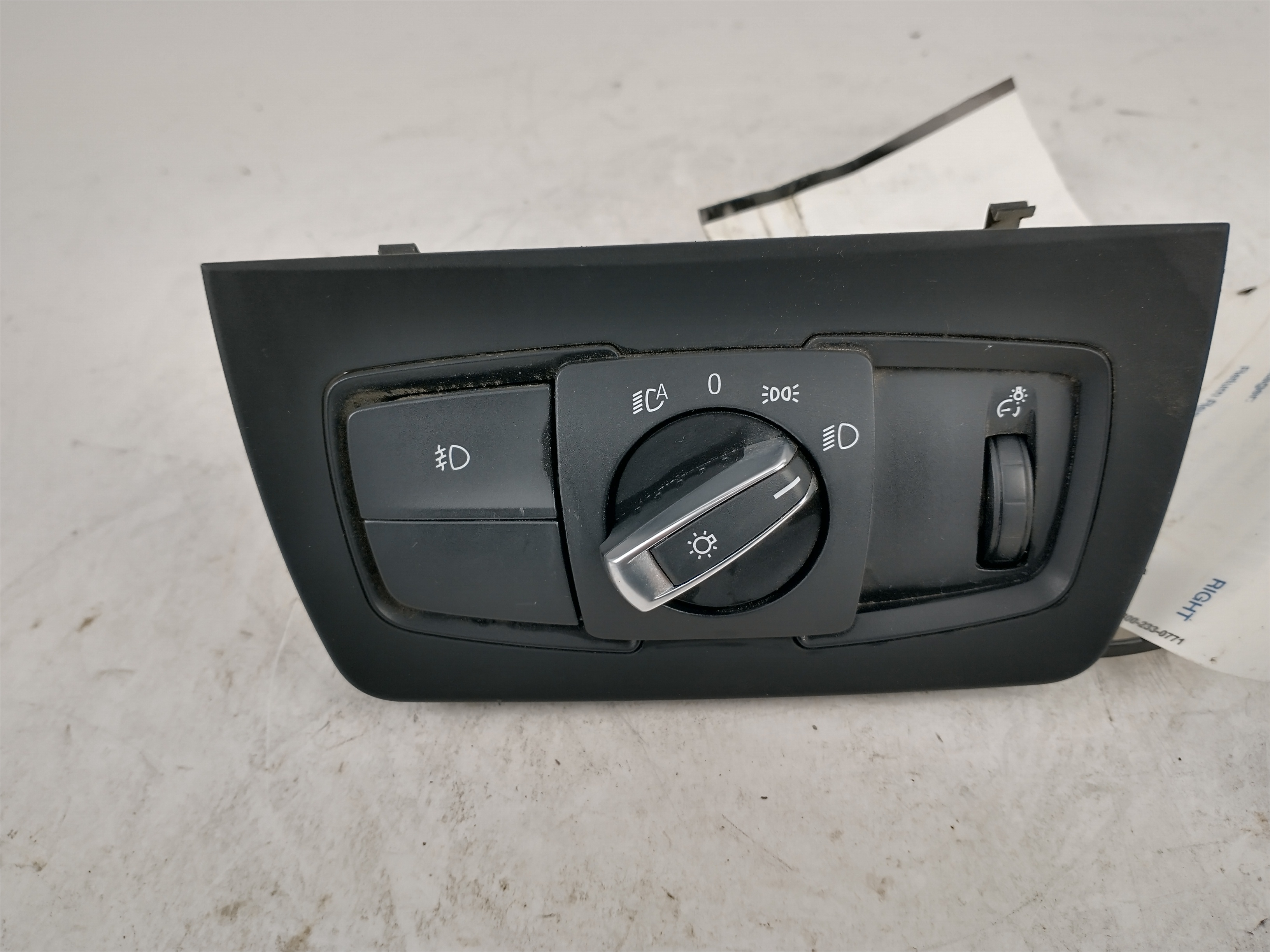 Pre-Owned 2015 BMW 428i Headlight Switch OEM (Good)