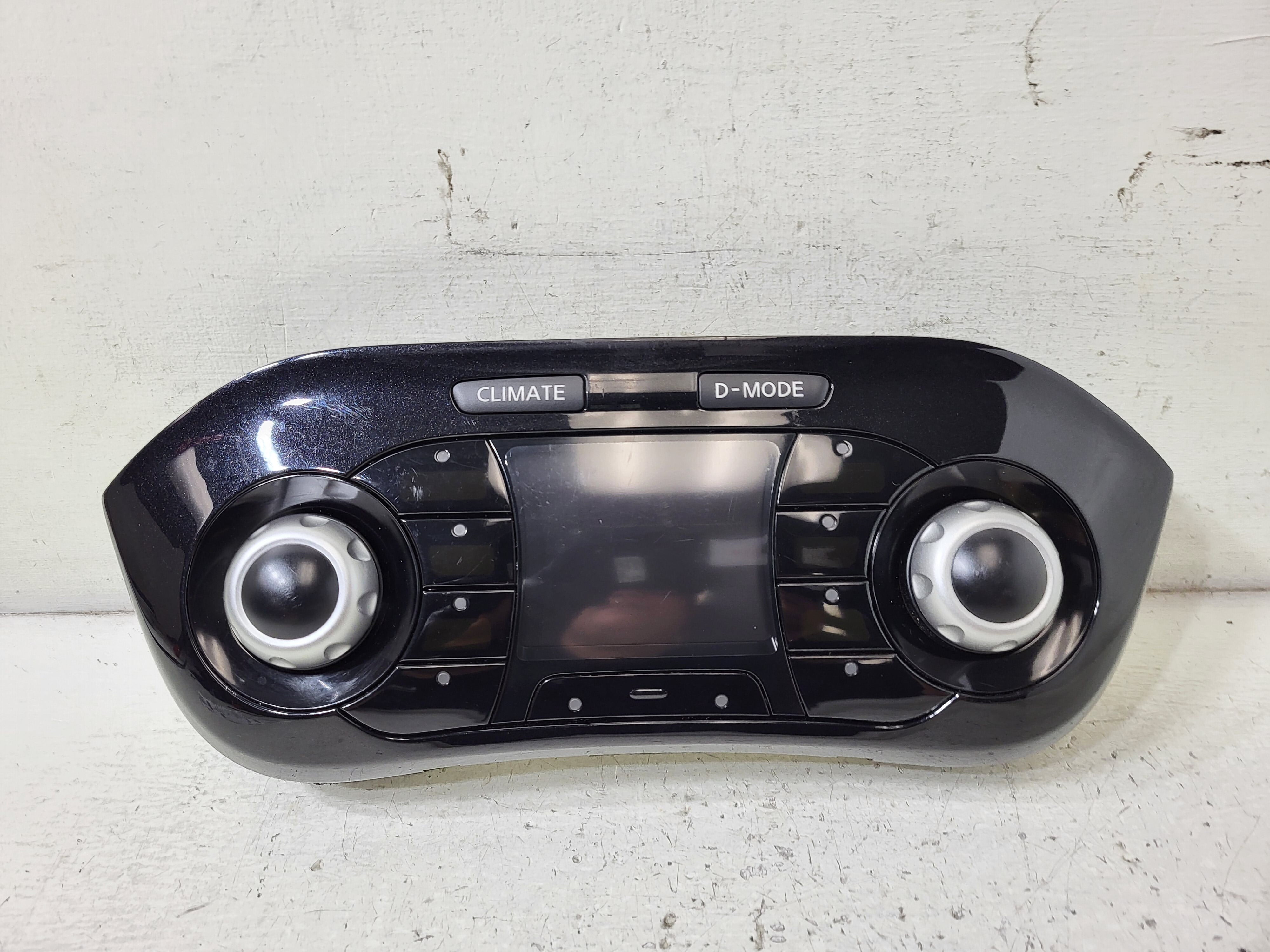 Pre-Owned 2015 Nissan Juke A/C Heat Temperature Control Unit OEM LKQ (Good)