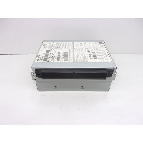 Pre-Owned 2015 Volvo V60 w/ Navigation Radio Receiver CD Player ID 31444012AA OEM (Good)