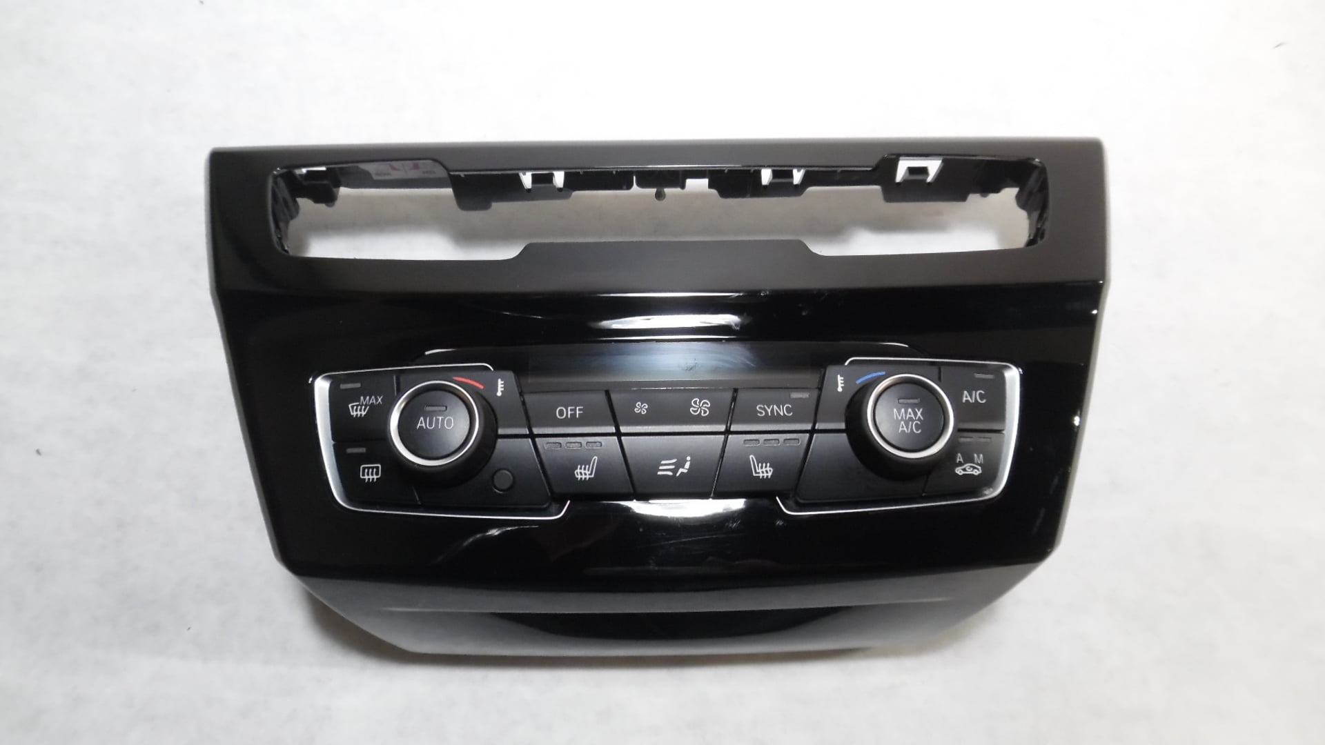 Pre-Owned 2016 2017 2018 BMW X1 Auto Climate AC Heater Seat Temperature Control OEM (Good)