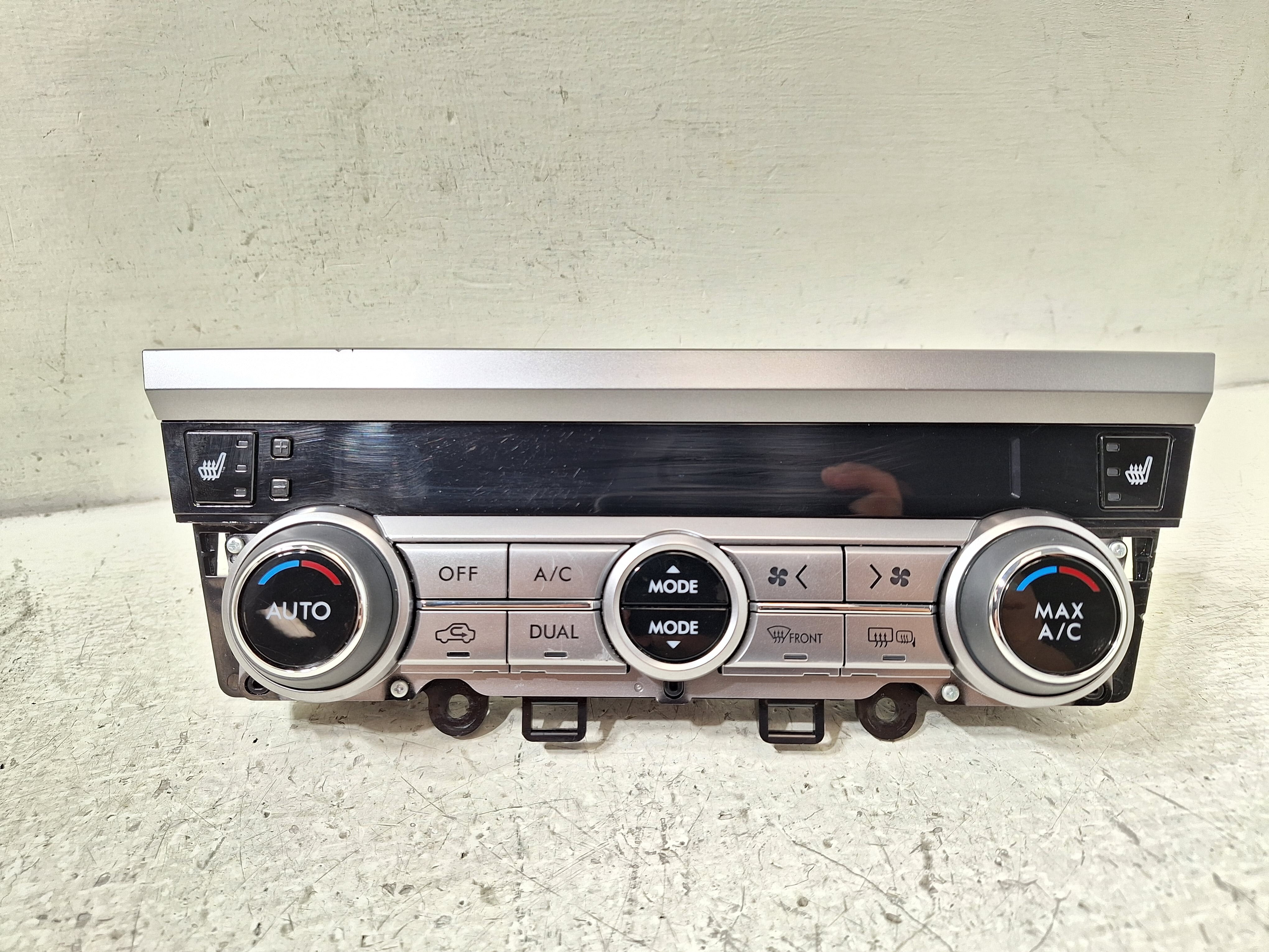 Pre-Owned 2016-2017 Subaru Legacy A/C Heat Temperature Control Unit OEM LKQ (Good)