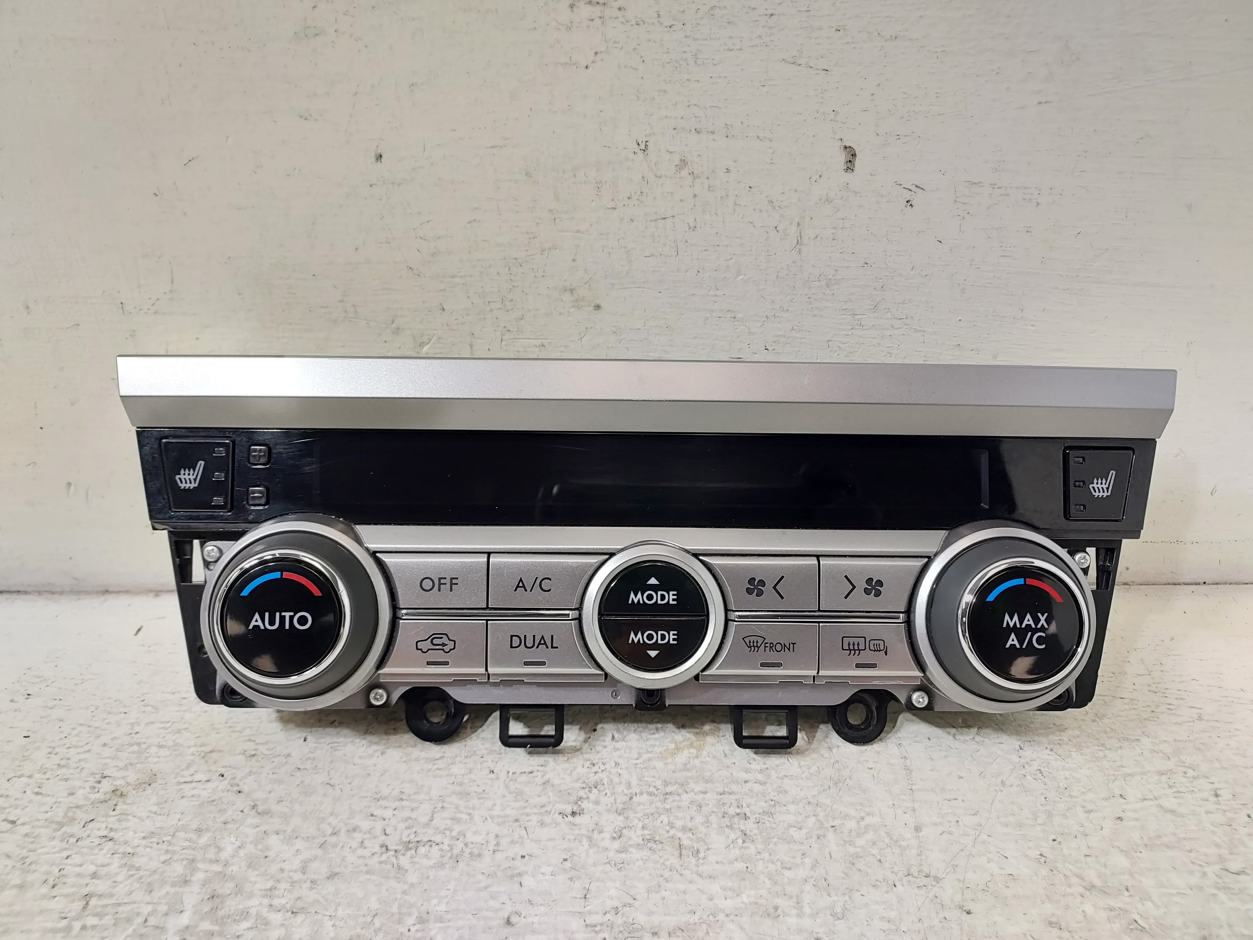 Pre-Owned 2016-2017 Subaru Legacy A/C Heat Temperature Control Unit OEM LKQ (Good)