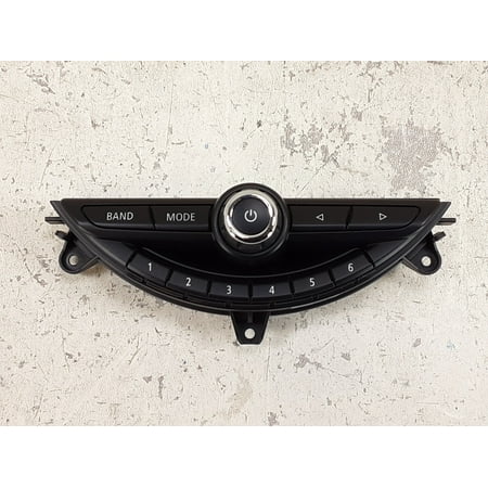 Pre-Owned 2016-2018 Mini Clubman Media Radio Audio Control Panel Dash Mount OEM LKQ (Good)