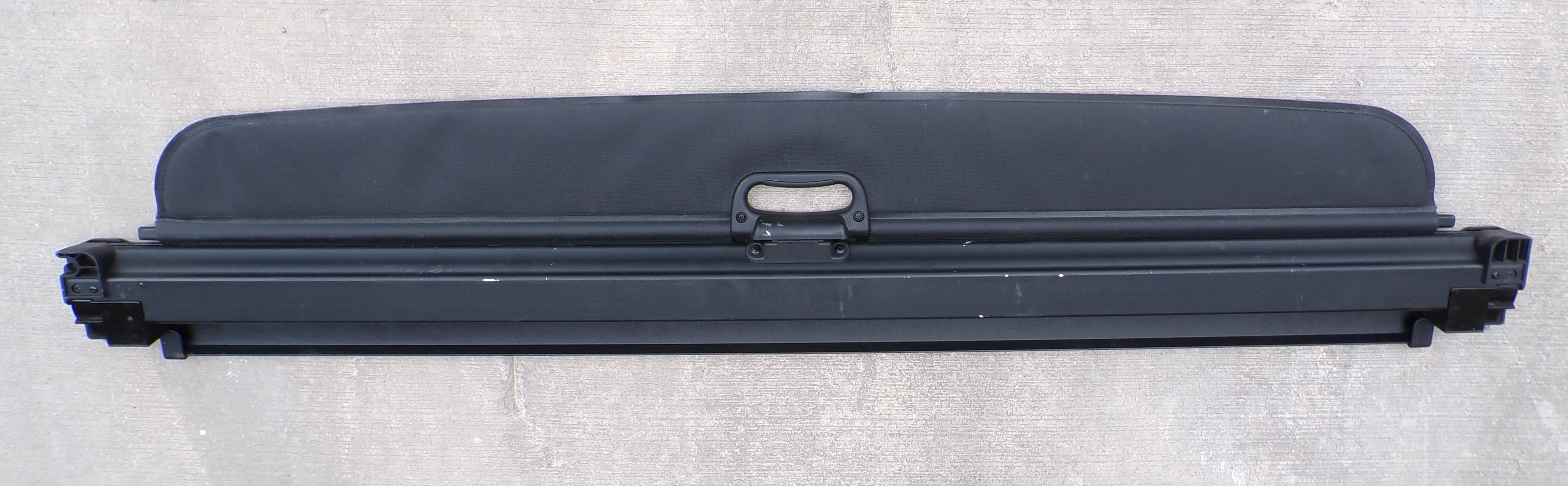 Pre-Owned 2016 BMW X5 Upper Retractable Cover Black OEM - Verify Specific Vehicle Fitment In Description - (Good)