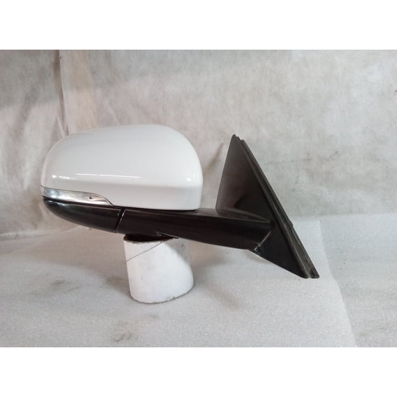 Pre-Owned 2016 Jaguar XF Passenger Side Power Signal Memory BSA Door Mirror OEM LKQ (Good)