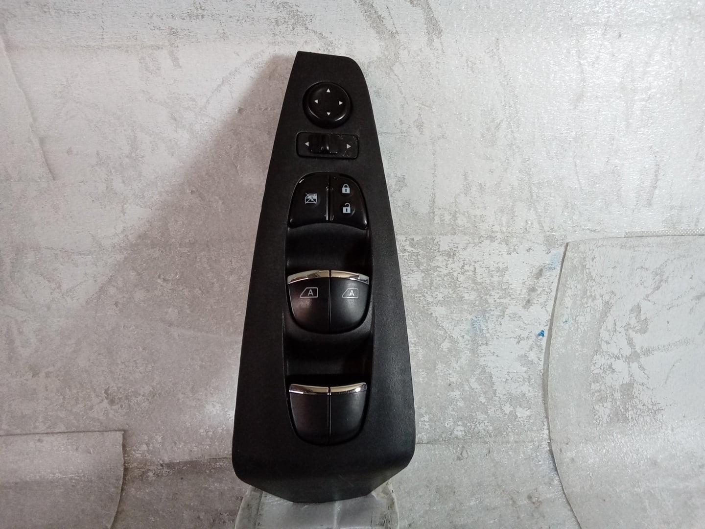 Pre-Owned 2016 Nissan Maxima Drivers Side Master Power Lock Window Switches OEM LKQ (Good)