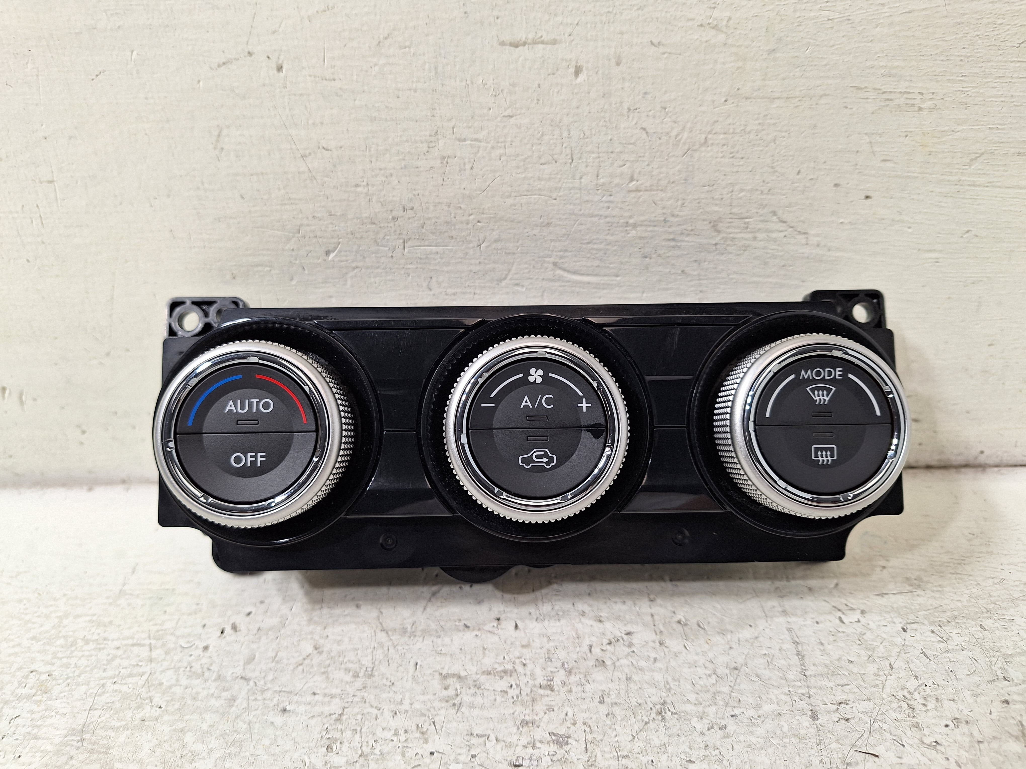 Pre-Owned 2016 Subaru WRX A/C Heat Temperature Control Unit OEM LKQ (Good)