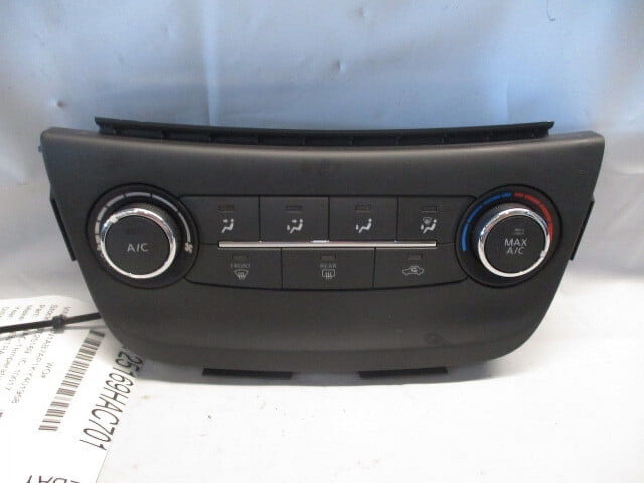 Pre-Owned 2017 2018 2019 Nissan Sentra AC Heater Temperature Control Unit OEM (Good)