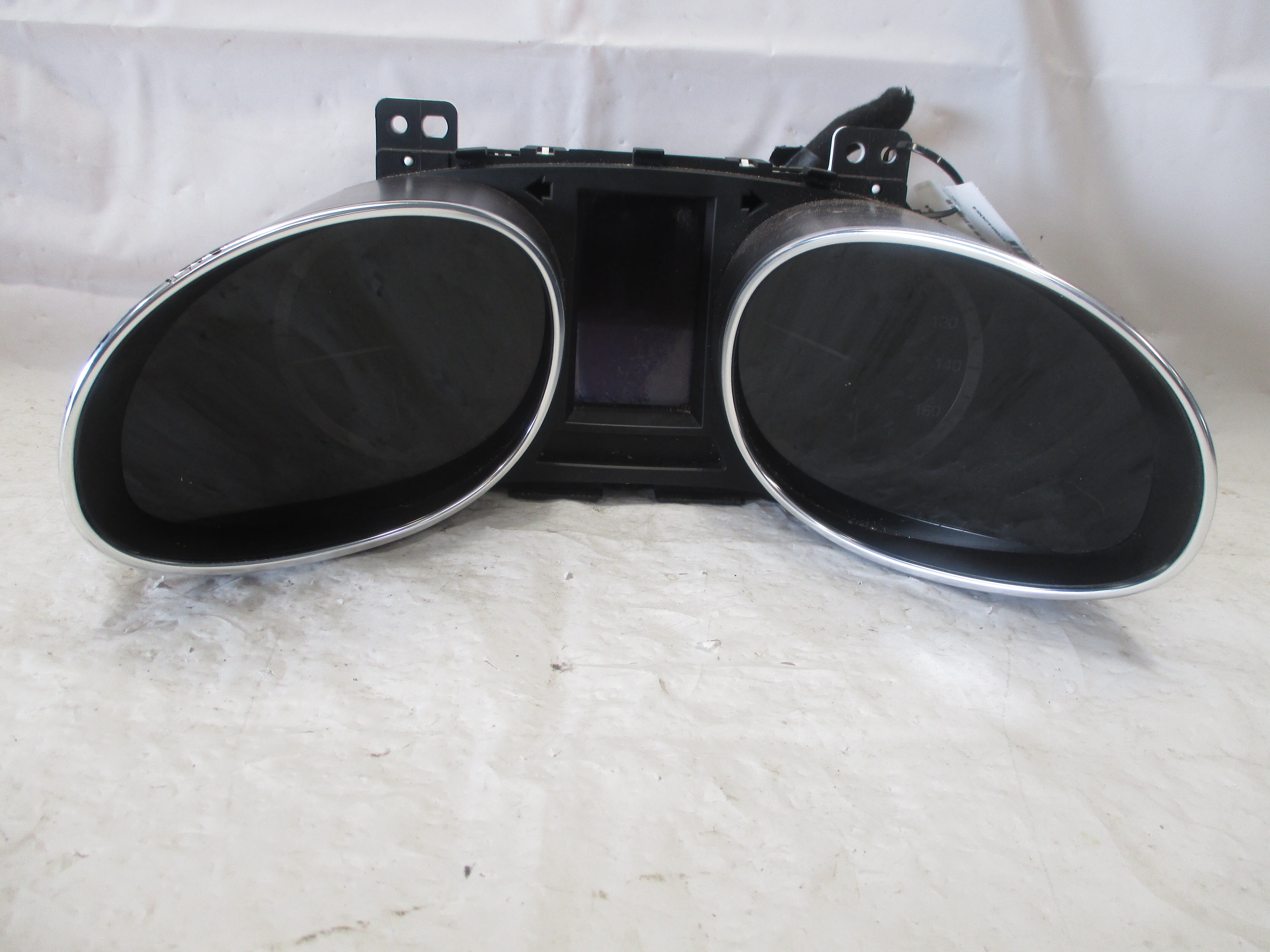 Santa Speedometer Pre-Owned 2017 2018 Hyundai Santa Fe Speedometer Speedo Cluster 55K OEM ...