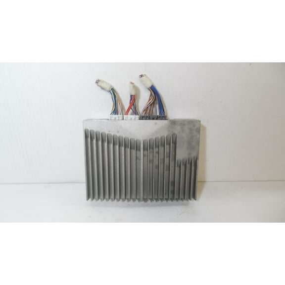 Pre-Owned 2017 2018 Jaguar F-Pace Audio Amplifier Amp OEM - Verify Specific Vehicle Fitment In Description - (Good)