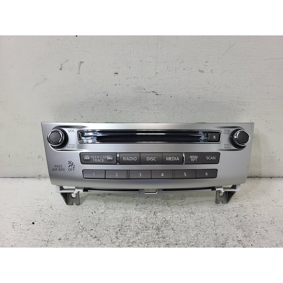 Pre-Owned 2017-2020 Infiniti QX60 Radio Control Panel OEM LKQ - Verify Specific Vehicle Fitment In Description - (Good)