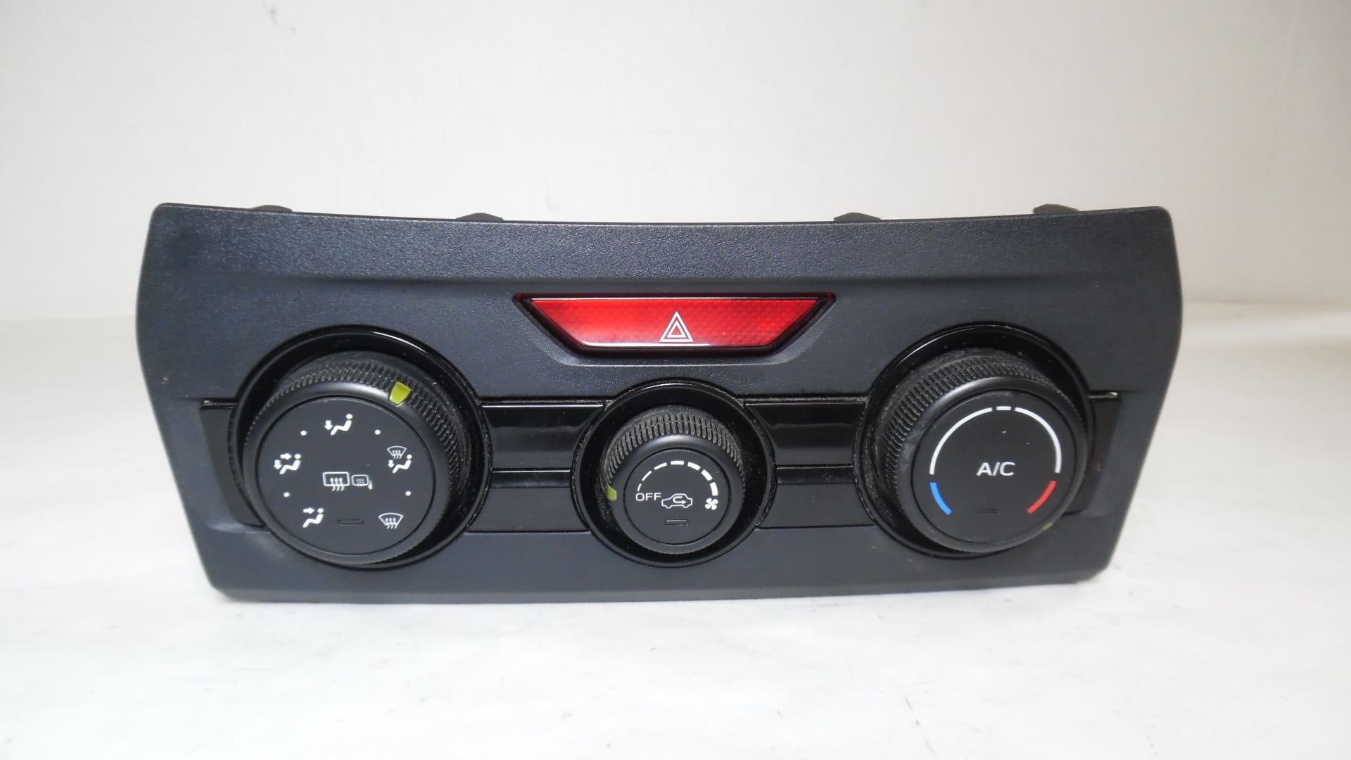 Pre-Owned 2017-2022 Subaru Impreza Climate AC Heater Temperature Control 72311FL51A OEM (Good)