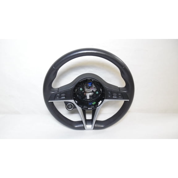Pre-Owned 2017 Alfa Romeo Giulia Leather Steering Wheel w/ Controls Black OEM (Good)