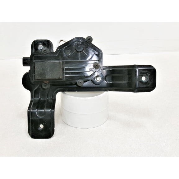 Pre-Owned 2017 GMC Sierra 1500 Tailgate Lock Actuator 57K OEM - Verify Specific Vehicle Fitment In Description - (Good)