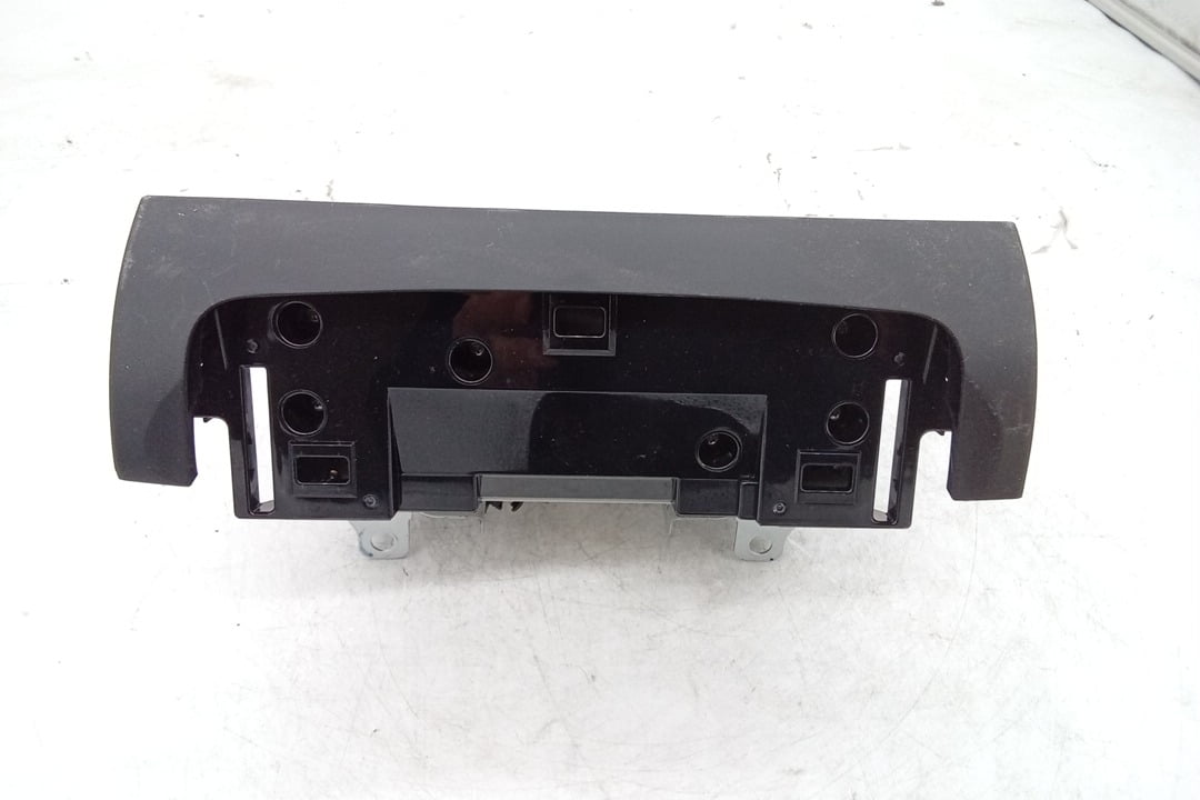Pre-Owned 2017 Honda Civic Radio Receiver OEM - Verify Specific Vehicle Fitment In Description - (Good)
