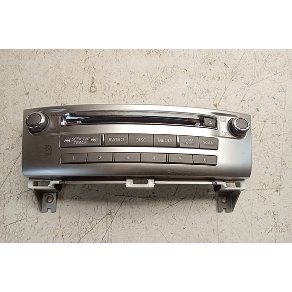 Pre-Owned 2017 Infiniti QX60 Radio Control Panel Dash Mounted OEM - Verify Specific Vehicle Fitment In Description - (Good)