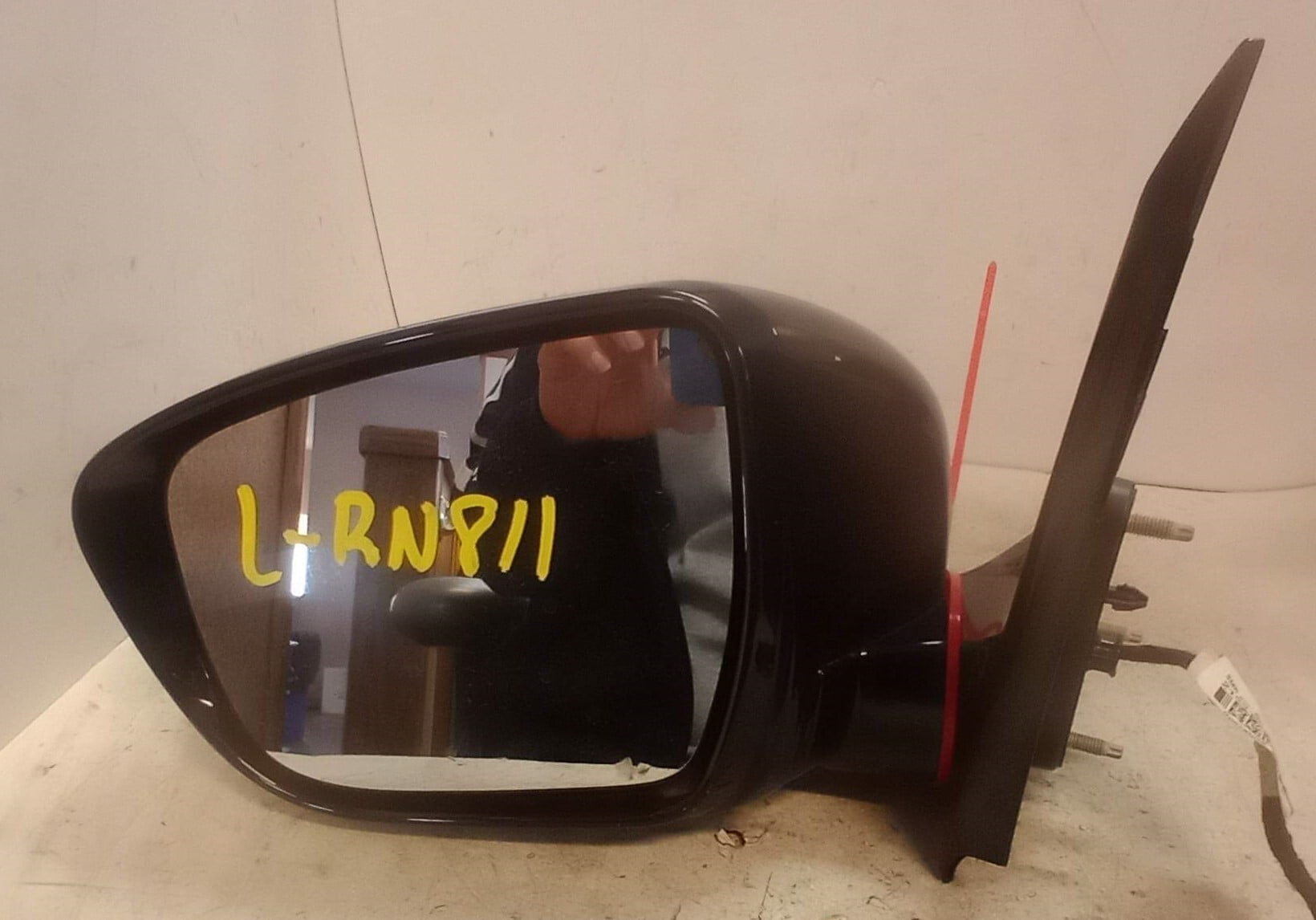 Pre-Owned 2017 Nissan Pathfinder LH Driver Side View Door Mirror OEM LKQ - Verify Specific Vehicle Fitment In Description - (Good)