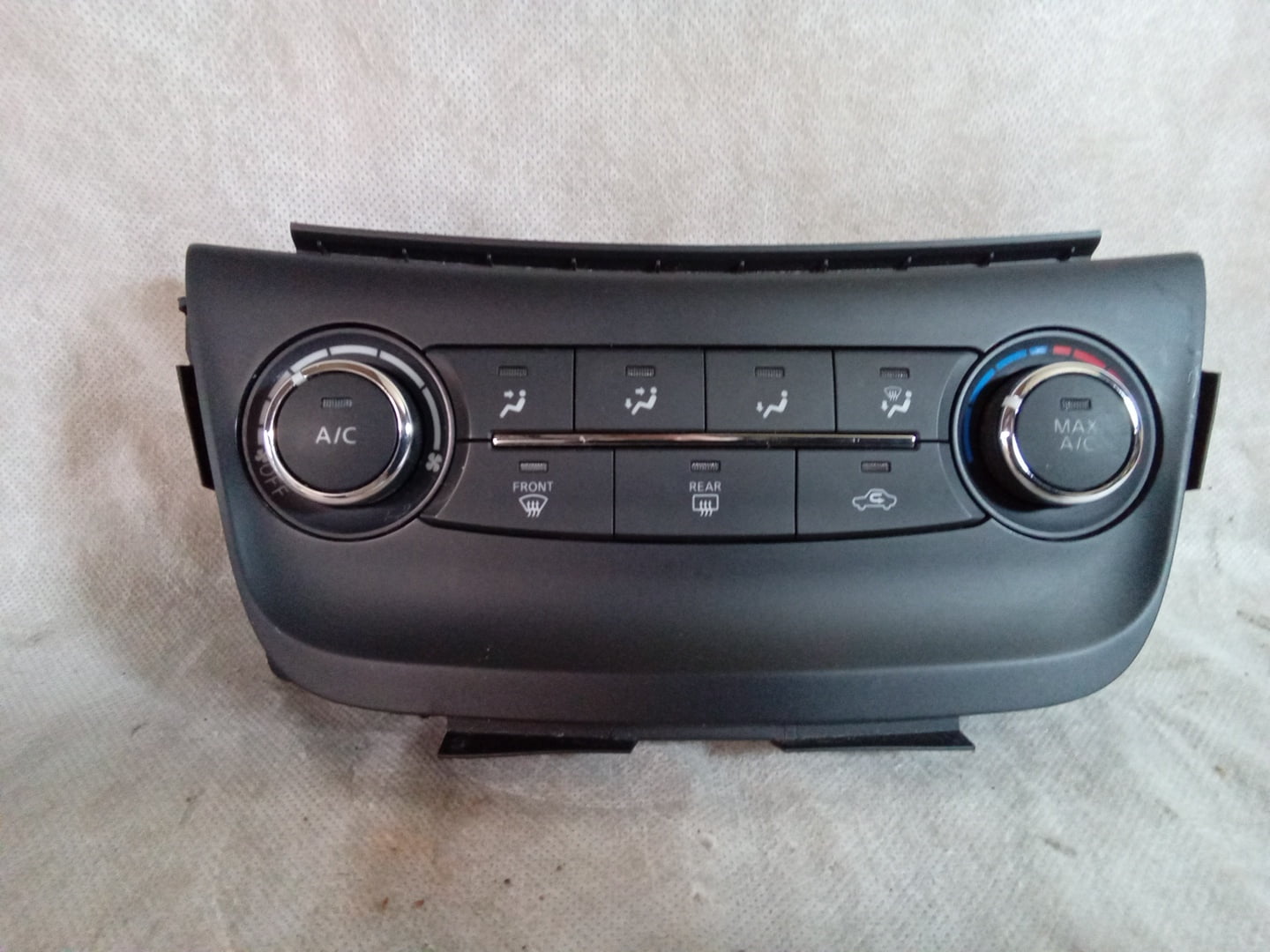 Pre-Owned 2017 Nissan Sentra Manual AC Temperature Control Unit 275004AF2B OEM LKQ (Good)